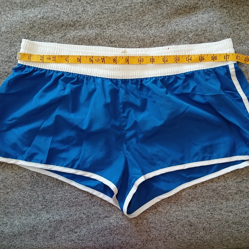 Girls Jr.'s Bundle Size XL 2 pair Summer Shorts Hurley Ocean Pacific